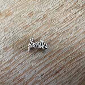 Handwritten Family Charm
Sterling silver